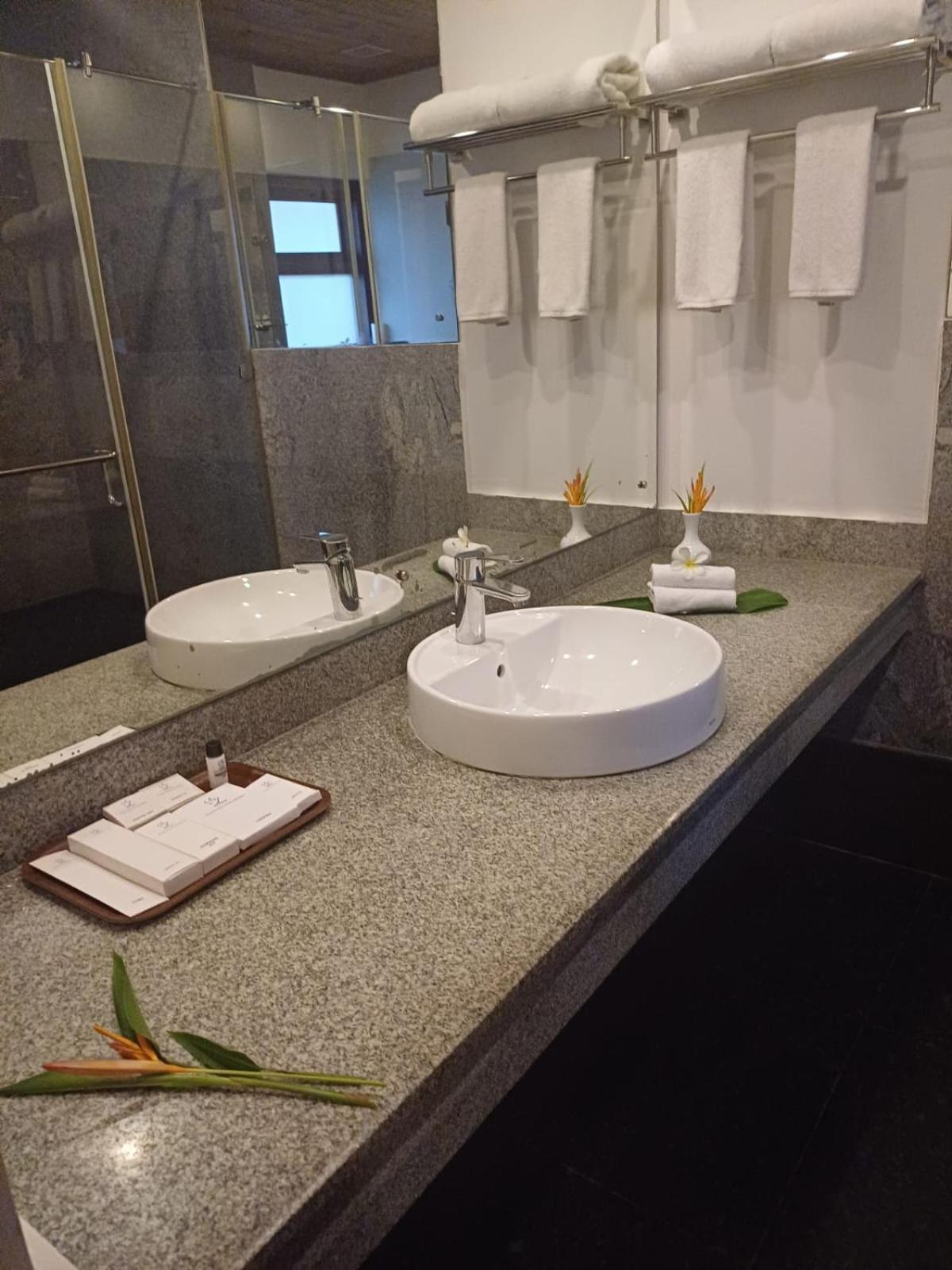 Paloma Backwater Resorts Alappuzha Екстер'єр фото